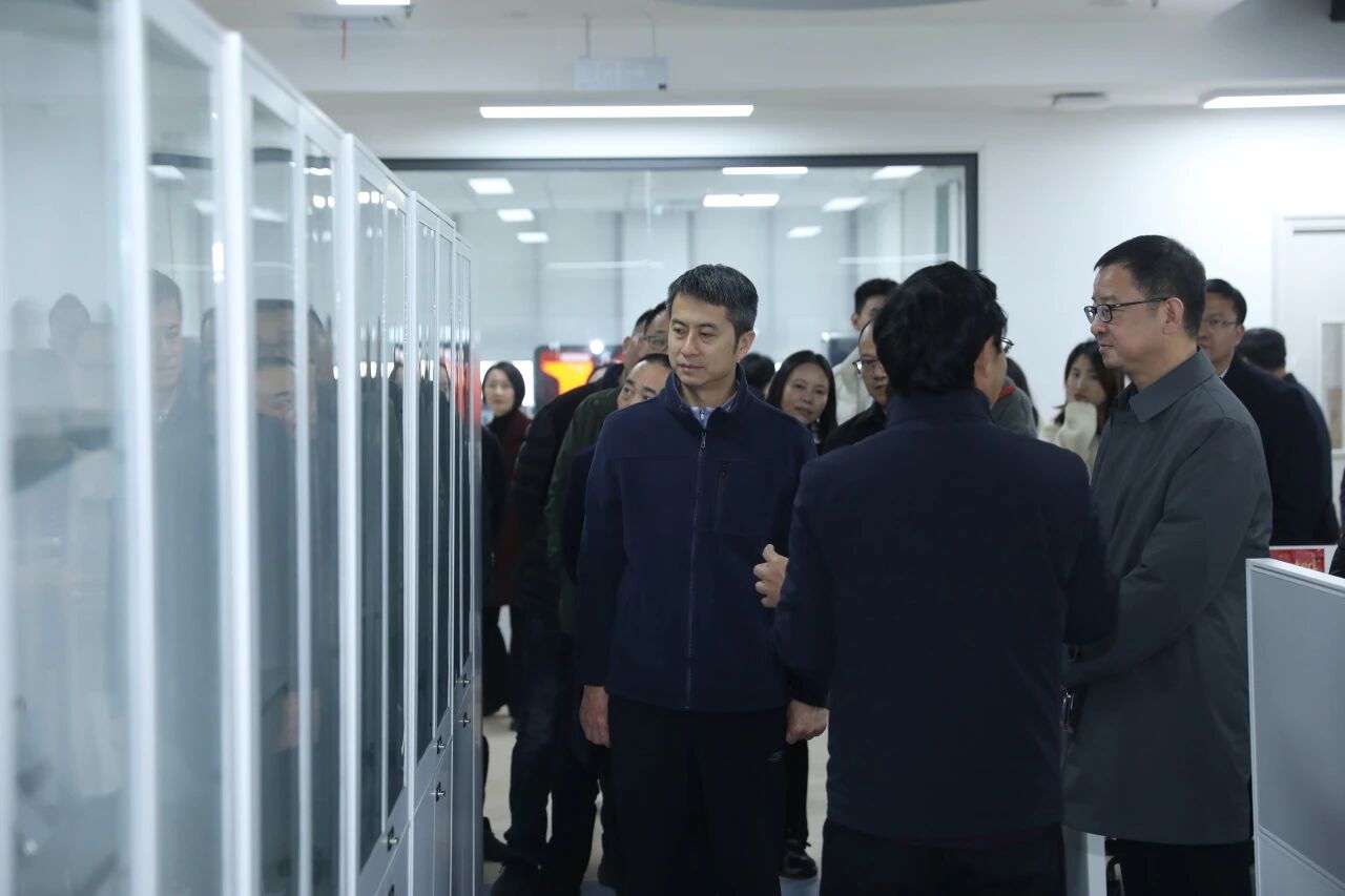 be037d43b3b1aae92ea90e8144392faf be037d43b3b1aae92ea90e8144392faf